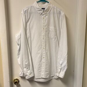 Gap men’s long sleeve button down